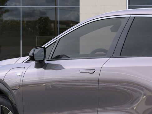 New 2026 Cadillac Optiq Luxury 2 image 45