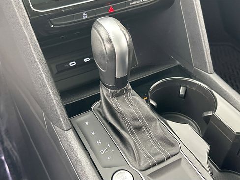 Used 2023 Volkswagen Atlas SE image 16