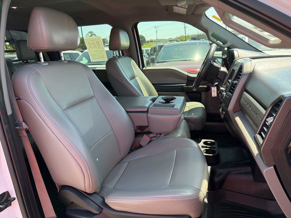 Used 2019 Ford F250 XL w/ Power Equipment Group AWD/4WD image 27