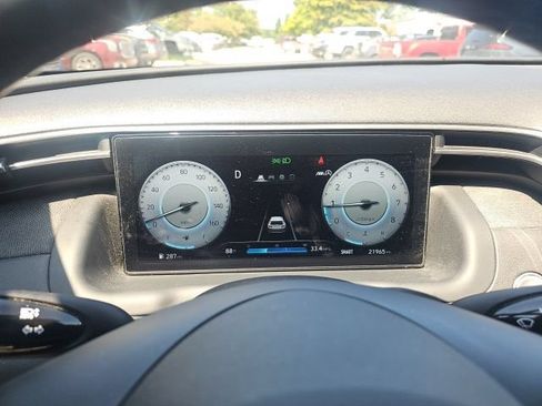 Used 2022 Hyundai Tucson SEL w/ Convenience + Premium Package FWD image 19