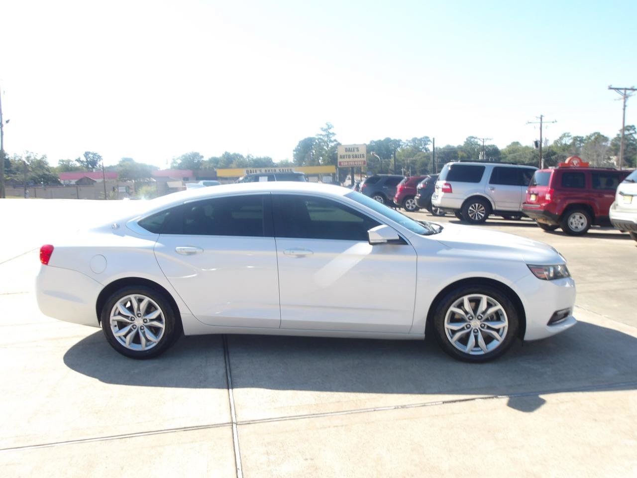 Used 2018 Chevrolet Impala LT FWD image 5