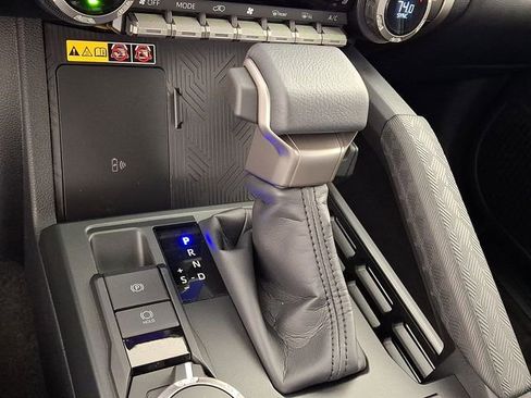New 2026 Toyota 4Runner Limited AWD/4WD image 16