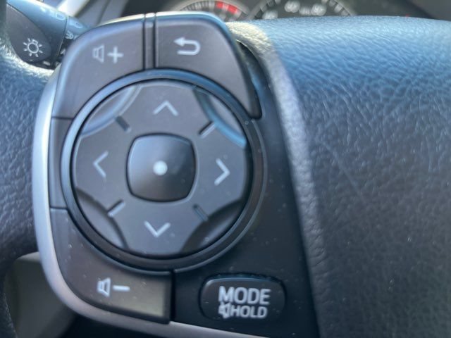 Used 2012 Toyota Camry LE FWD image 10
