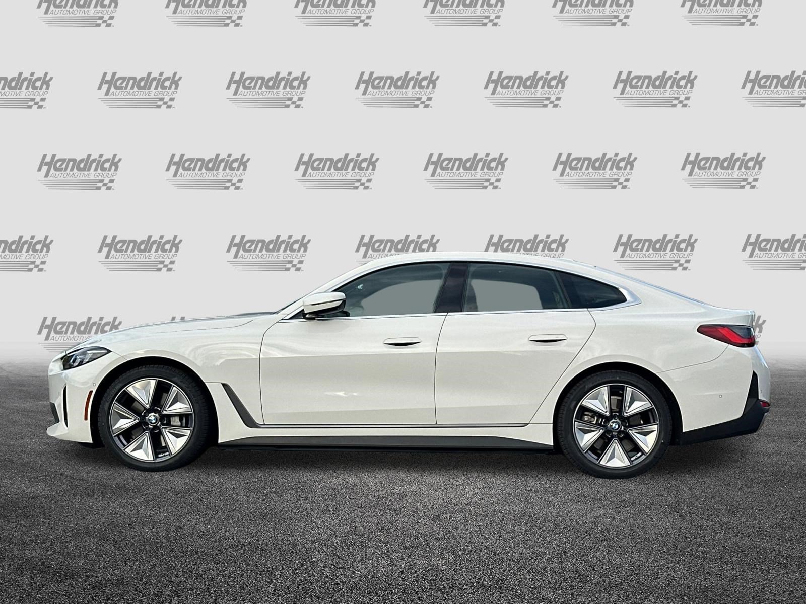 Used 2025 BMW i4 eDrive40 w/ Premium Package RWD image 8
