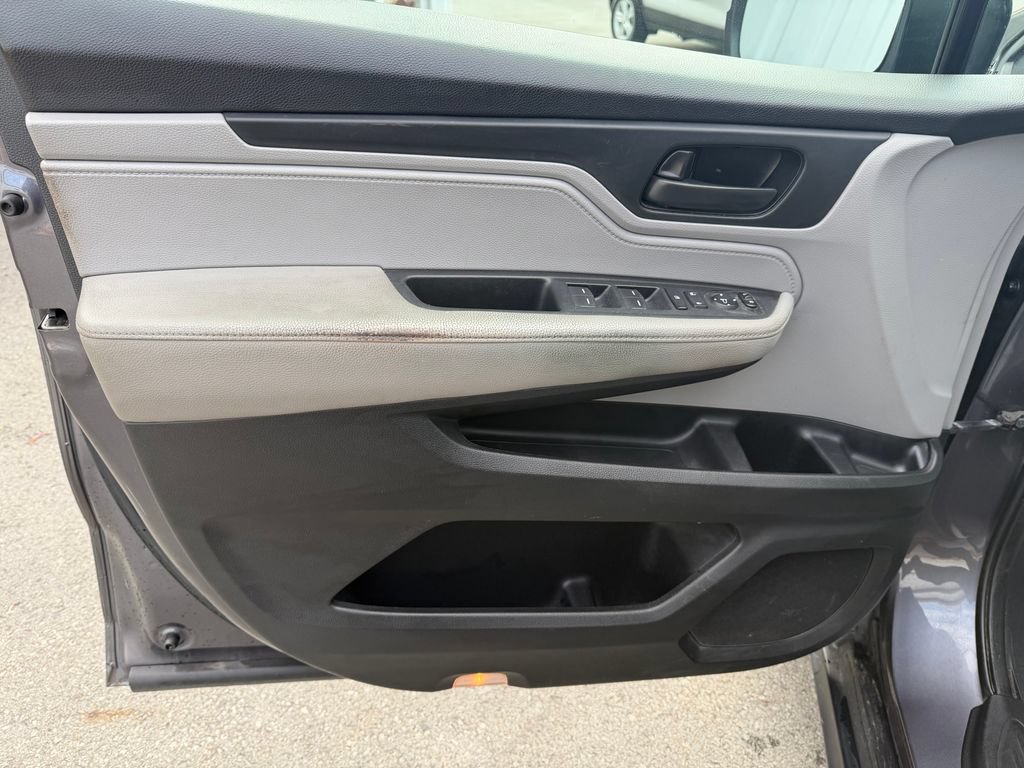 Used 2022 Honda Odyssey EX image 14