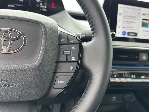 Certified 2023 Toyota Prius XLE image 19