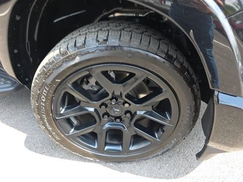 Used 2021 RAM 1500 Laramie AWD/4WD image 26