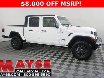 New 2026 Jeep Gladiator Sport