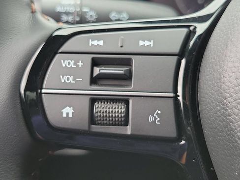 Certified 2026 Honda HR-V Sport image 25