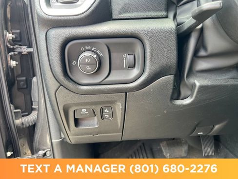 Used 2022 RAM 1500 Big Horn AWD/4WD image 29