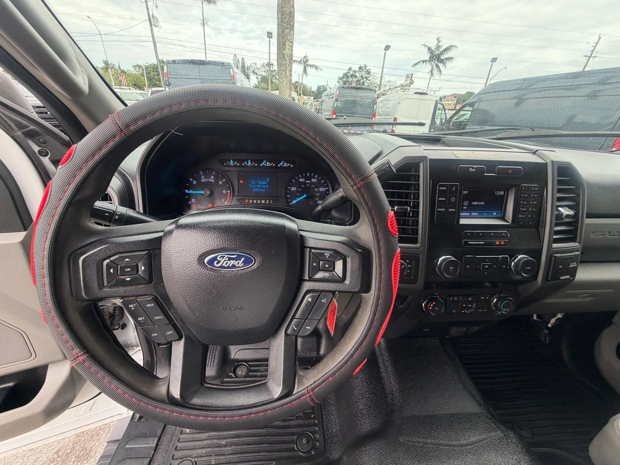 Used 2019 Ford F350 4x4 Crew Cab XL DRW w/ Power Equipment Group image 11