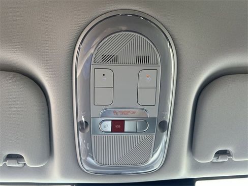 New 2026 Hyundai Ioniq 9 SE image 13