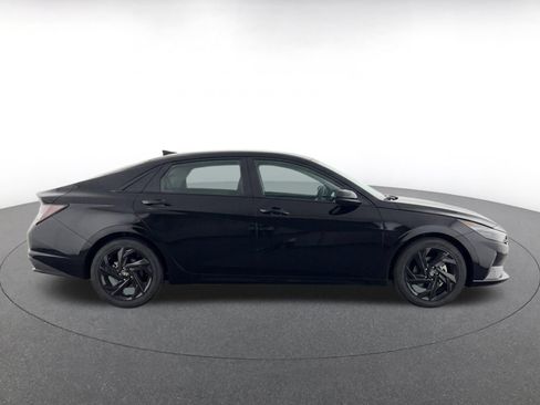 Used 2026 Hyundai Elantra Sport FWD image 10