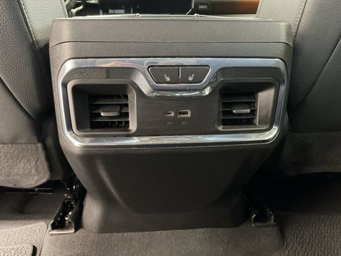 Used 2024 GMC Sierra 3500 Denali AWD/4WD image 22