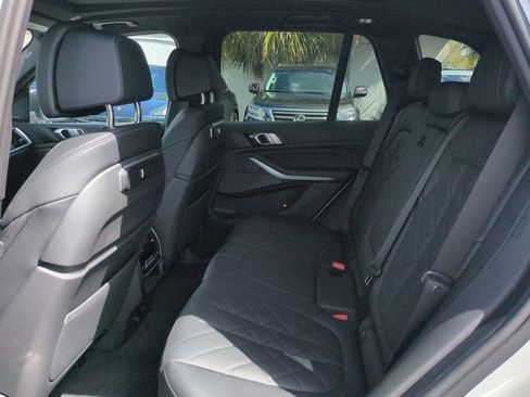 Used 2026 BMW X5 xDrive40i image 14