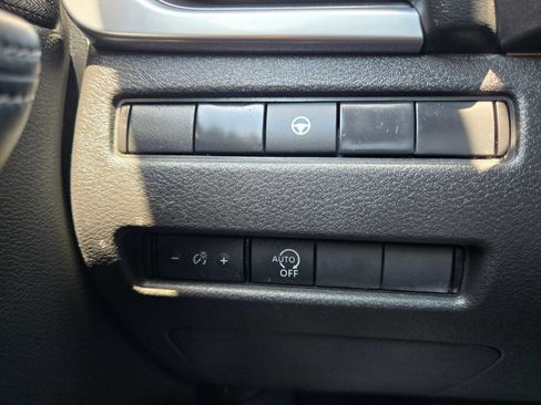 Used 2023 Nissan Rogue SV AWD/4WD image 26