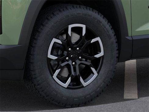 New 2026 Chevrolet Equinox ACTIV w/ Convenience Package III image 9