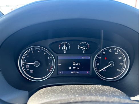 Used 2023 Buick Enclave Essence w/ Experience Buick Package image 7