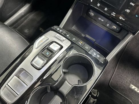 Certified 2024 Hyundai Tucson Limited FWD image 22