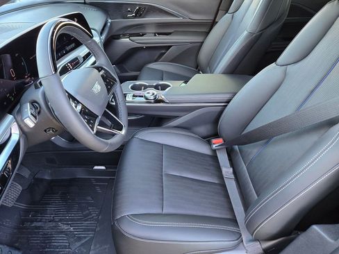 New 2026 Cadillac Lyriq Sport image 11