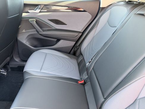 New 2026 Volkswagen Tiguan SE image 17