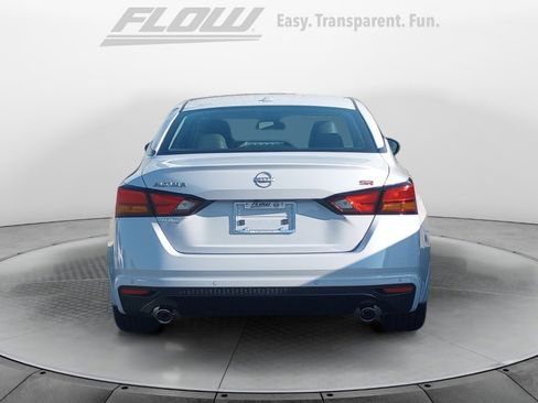 New 2025 Nissan Altima 2.5 SR image 6