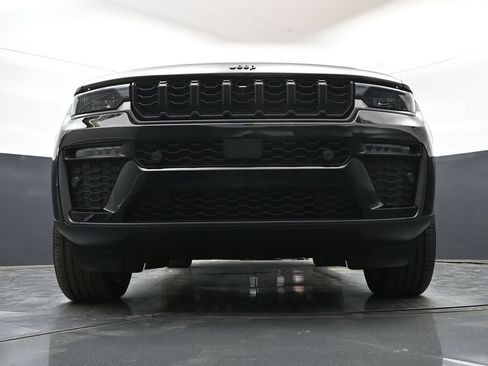 New 2026 Jeep Grand Cherokee L Limited AWD/4WD image 60