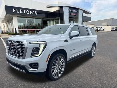 New 2026 GMC Yukon XL Denali image 1