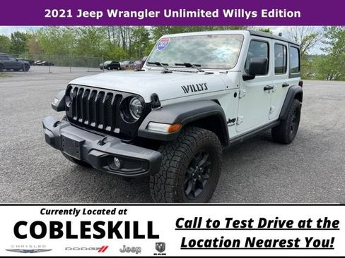 Used 2021 Jeep Wrangler Unlimited Sport AWD/4WD image 9