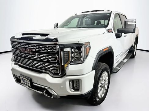 Certified 2021 GMC Sierra 2500 Denali w/ Denali Ultimate Package AWD/4WD image 3