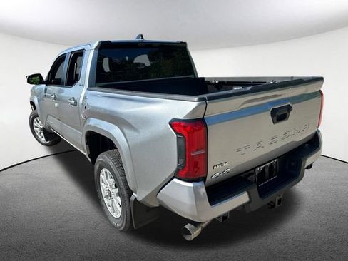 New 2026 Toyota Tacoma SR5 AWD/4WD image 7
