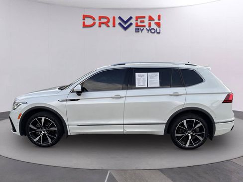 Used 2022 Volkswagen Tiguan SEL R-Line AWD/4WD image 6