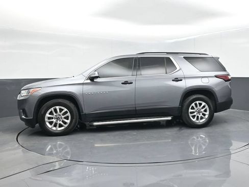 Used 2019 Chevrolet Traverse LT FWD image 5