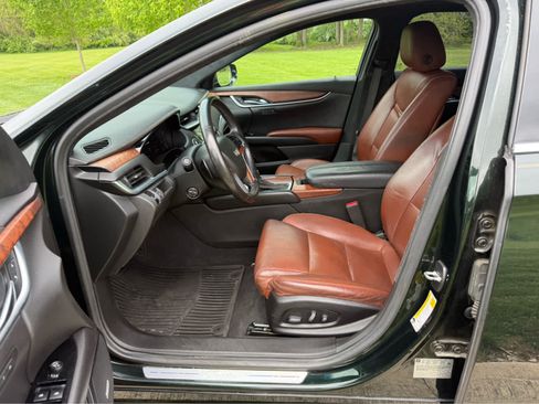 Used 2016 Cadillac XTS Luxury w/ Driver Awareness Package FWD image 12