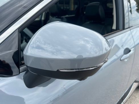Certified 2023 Nissan Rogue SL AWD/4WD image 33