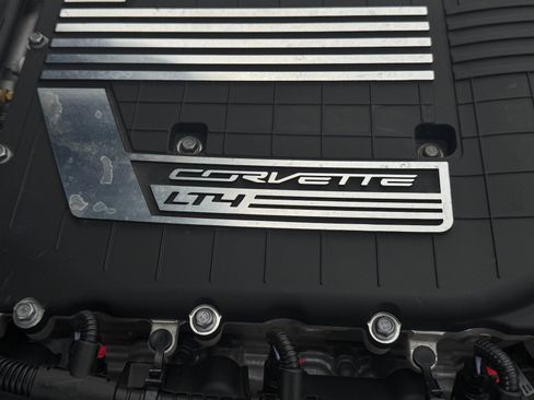 Used 2016 Chevrolet Corvette Z06 w/ 3LZ Preferred Equipment Group image 69