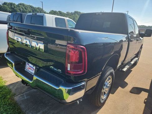 New 2025 RAM 2500 Tradesman AWD/4WD image 4