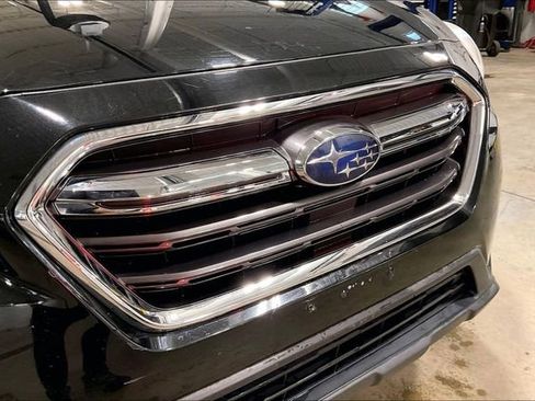 Used 2018 Subaru Outback 2.5i Touring image 30