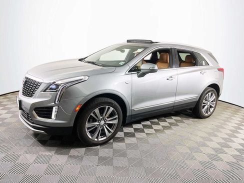 Certified 2024 Cadillac XT5 Premium Luxury FWD image 1