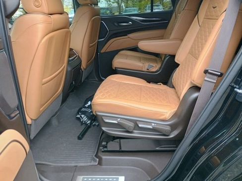 Used 2023 Cadillac Escalade Sport w/ Touring Package AWD/4WD image 22