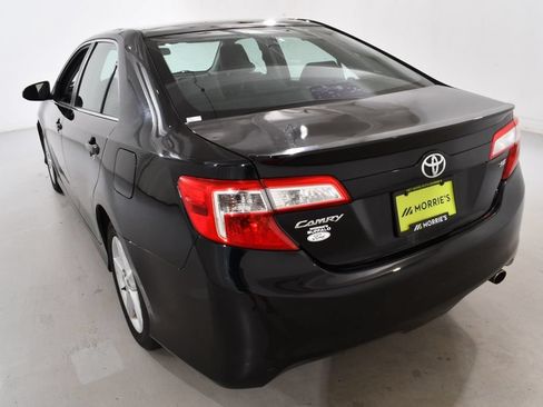 Used 2012 Toyota Camry SE FWD image 14