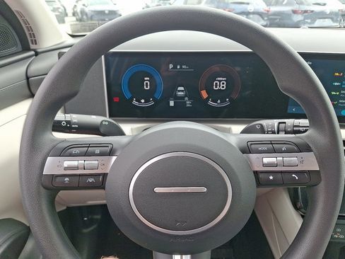 Certified 2025 Hyundai Tucson SEL image 17