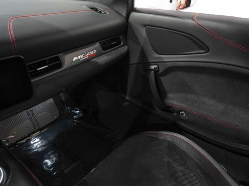 Used 2023 Maserati MC20 Coupe RWD image 14