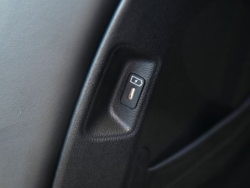 Used 2025 Kia Sorento S w/ Panoramic Sunroof Package FWD image 48