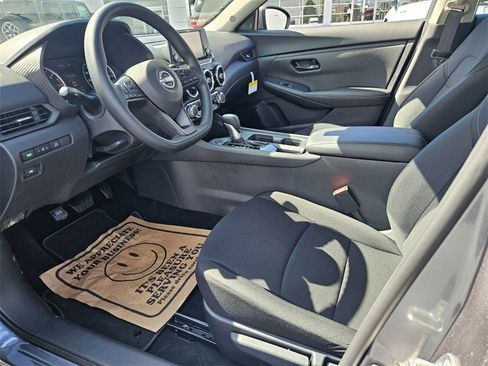 New 2025 Nissan Sentra S image 4