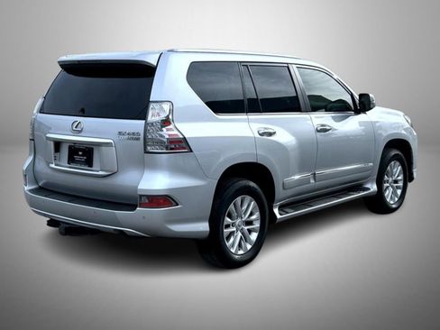 Used 2016 Lexus GX 460 image 5