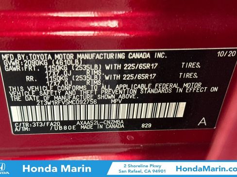 Used 2021 Toyota RAV4 XLE w/ Convenience Package FWD image 37