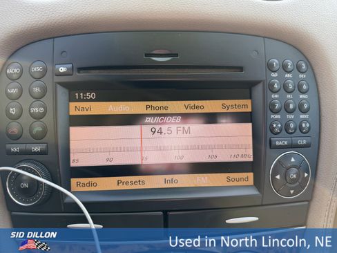 Used 2011 Mercedes-Benz SL 550 image 14