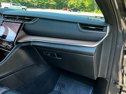 Used 2022 Jeep Grand Cherokee Summit w/ Adv Protech Group IV image 22