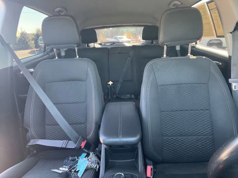 Used 2018 GMC Terrain SLE image 30